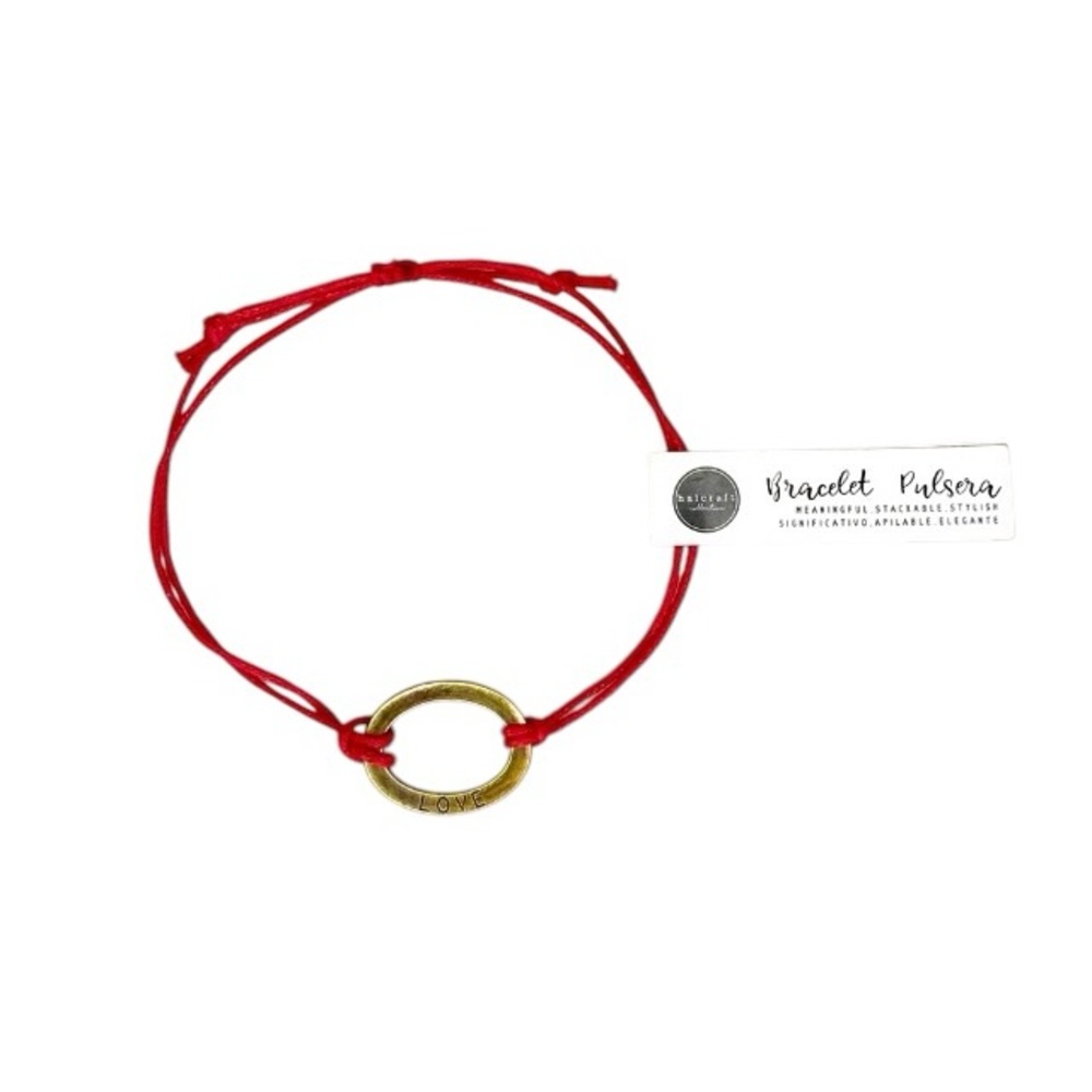 NWT Bracelet Pulsera with Love charm.